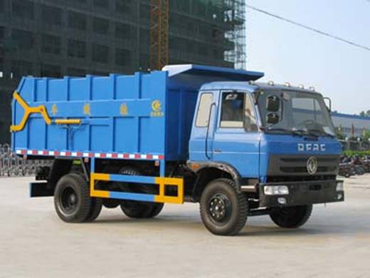 東風145對接式<a href=http://m.artworkexpo.cn/ljc target=_blank class=infotextkey>垃圾車</a>出廠圖片